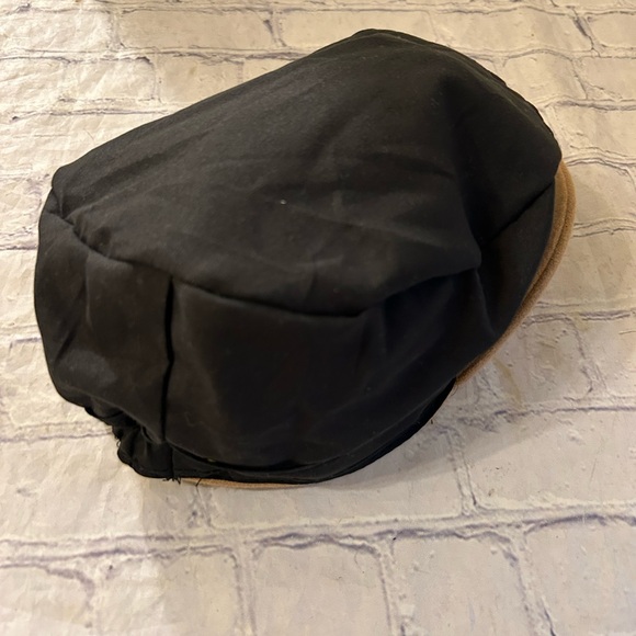 CAMEL COLOR ELASTIC BACK WOMEN’S CAP FULLY LINED NEUTRAL - Picture 8 of 9